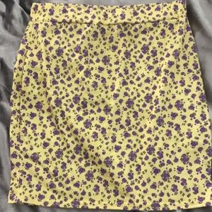 Boohoo floral mini skirt